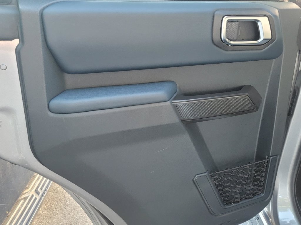Used 2024 Ford Bronco Outer Banks AWD/4WD image 15