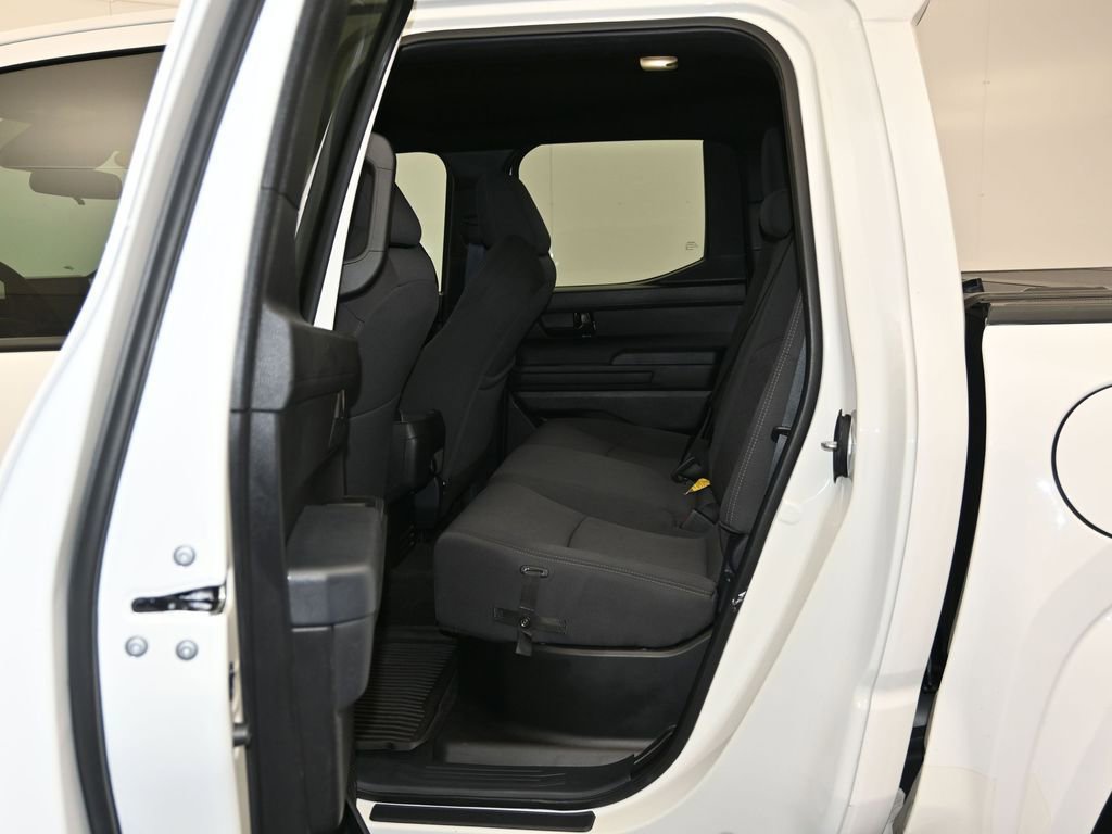 Used 2024 Toyota Tacoma SR image 22