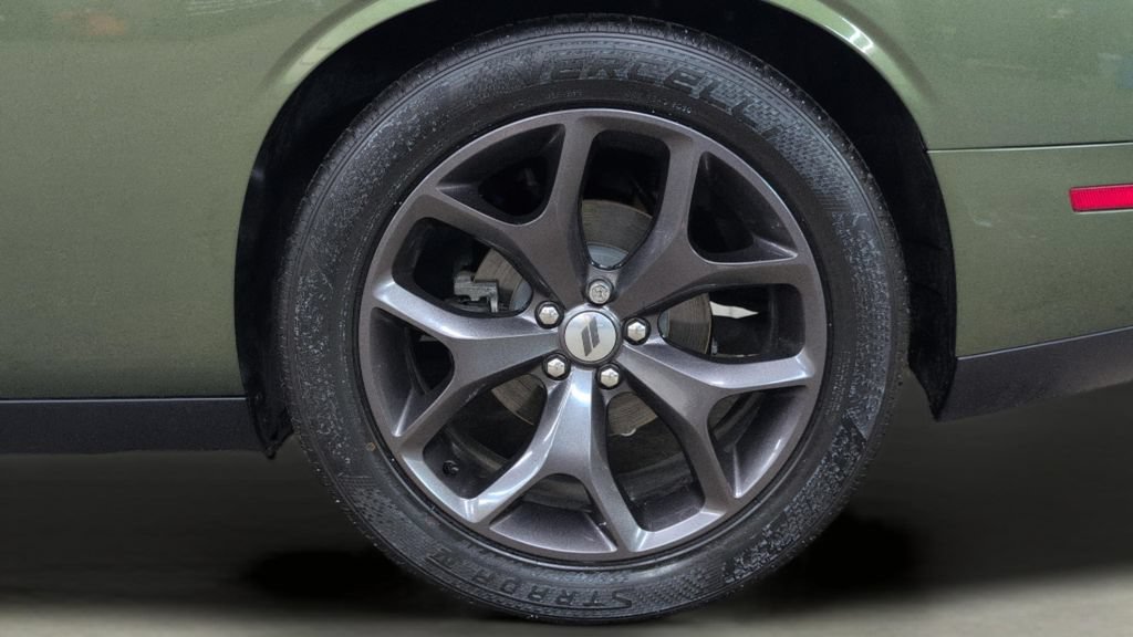 Used 2019 Dodge Challenger R/T w/ Shaker Package RWD image 25