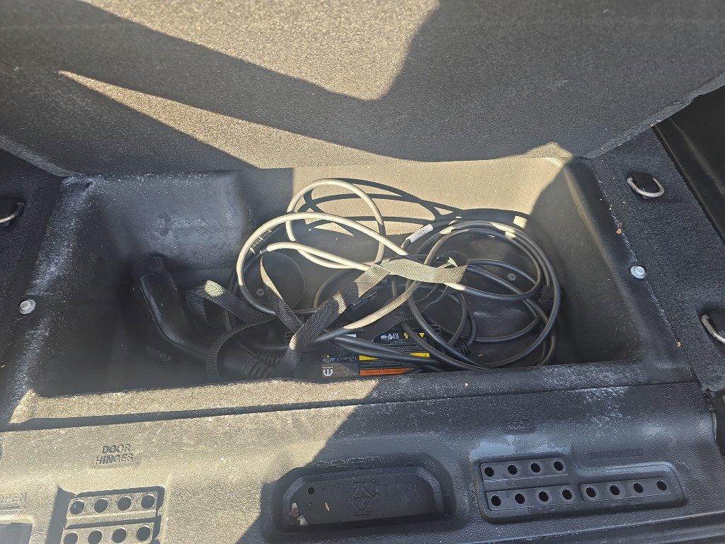 Used 2022 Jeep Wrangler Unlimited Sahara w/ Cold Weather Group image 12