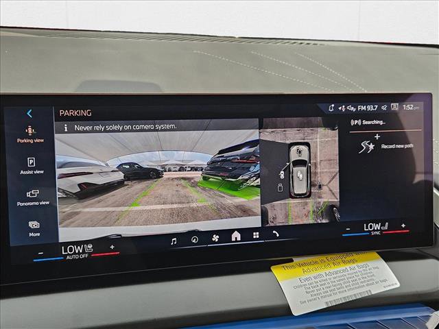 Used 2025 BMW X3 xDrive30i w/ Premium Package image 13