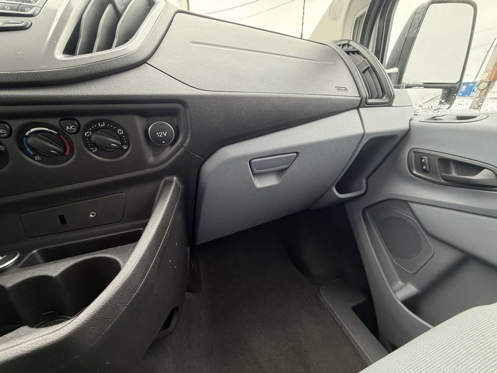 Used 2015 Ford Transit 150 XLT image 50