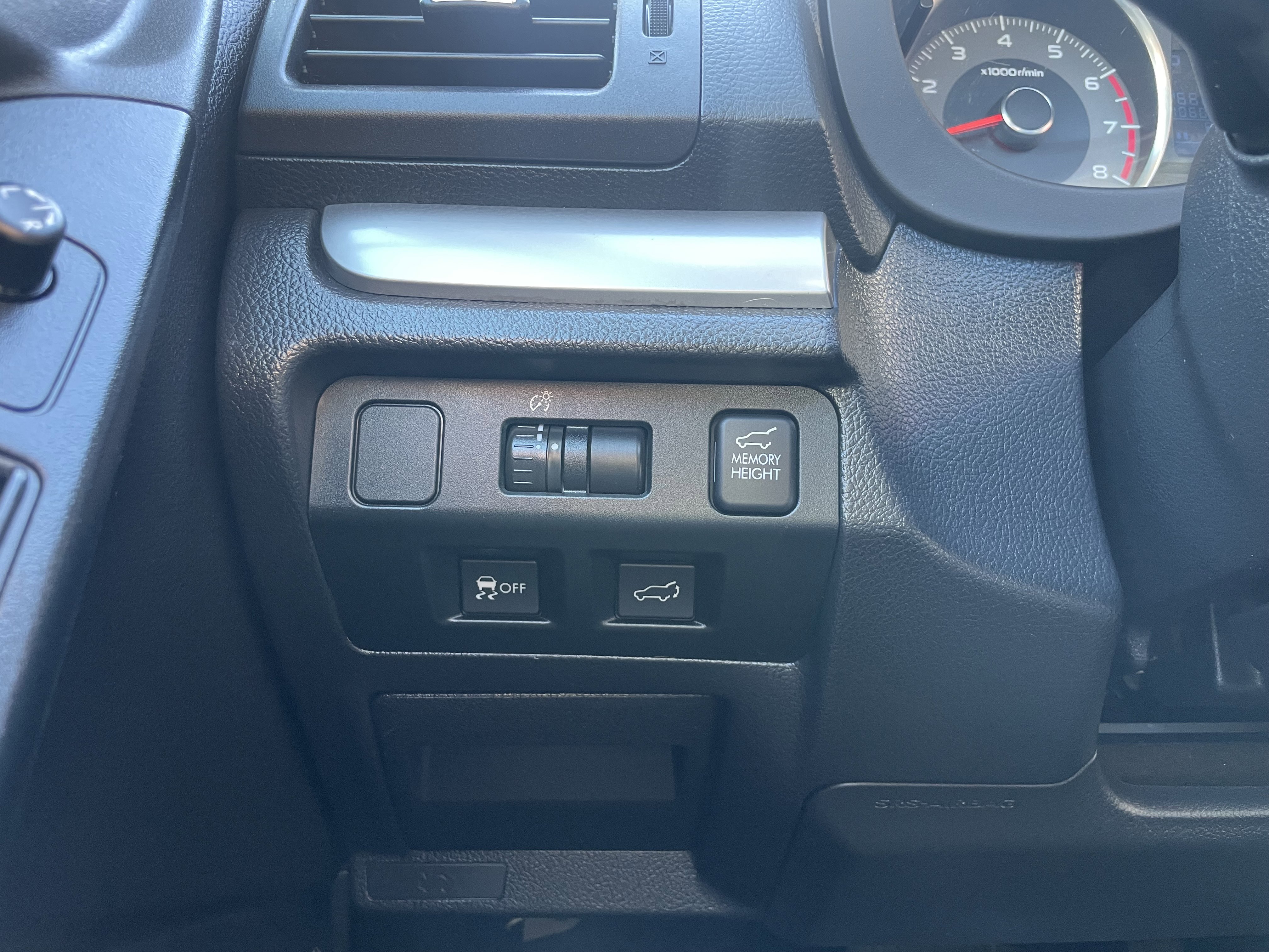 Used 2015 Subaru Forester 2.5i Limited image 18