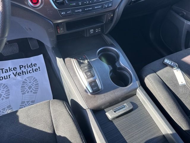 Used 2022 Honda Pilot Sport image 24