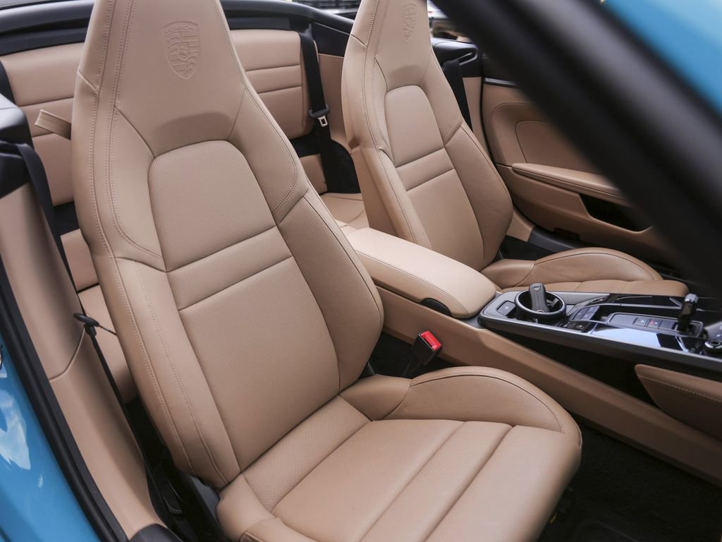 Certified 2020 Porsche 911 Carrera S image 39