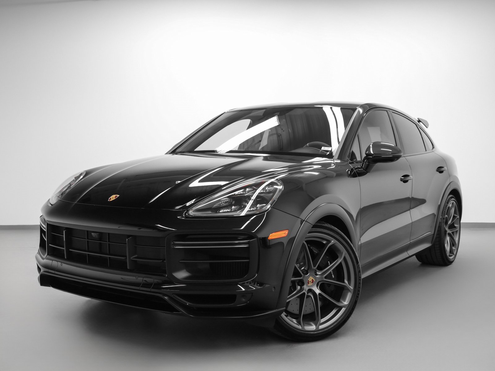 Used 2022 Porsche Cayenne Turbo GT image 6