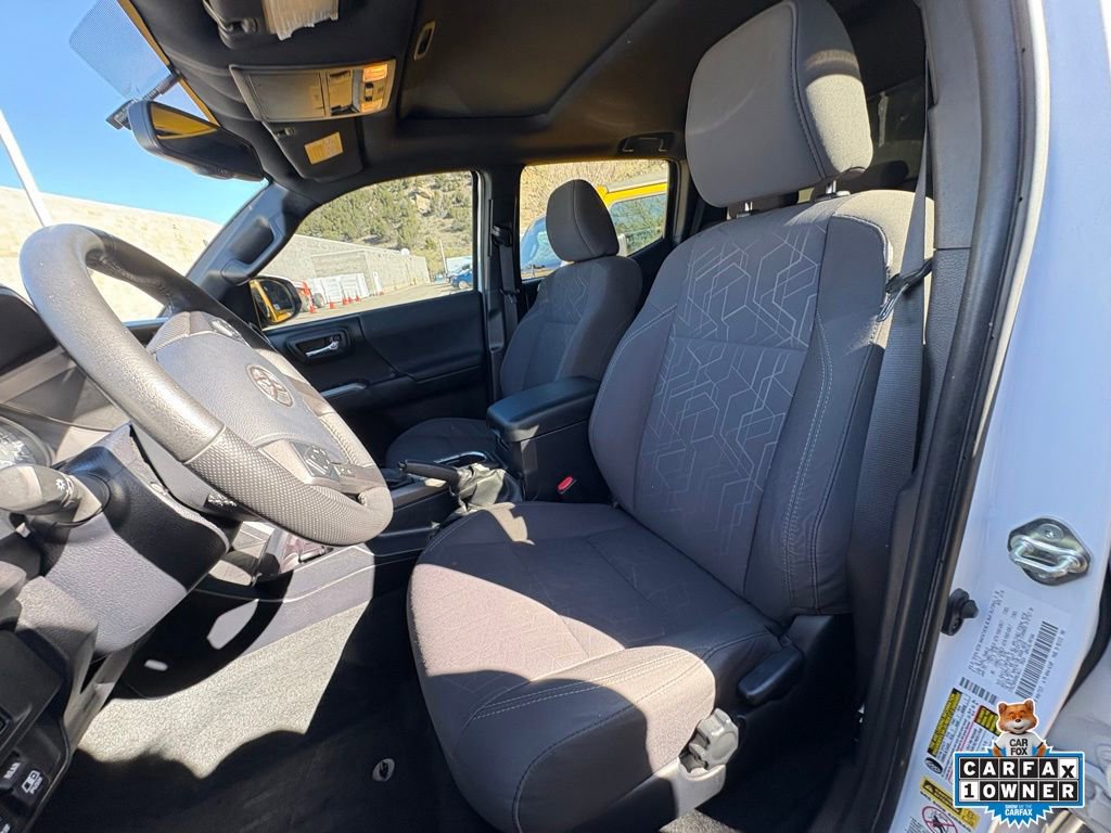 Used 2017 Toyota Tacoma TRD Sport image 14
