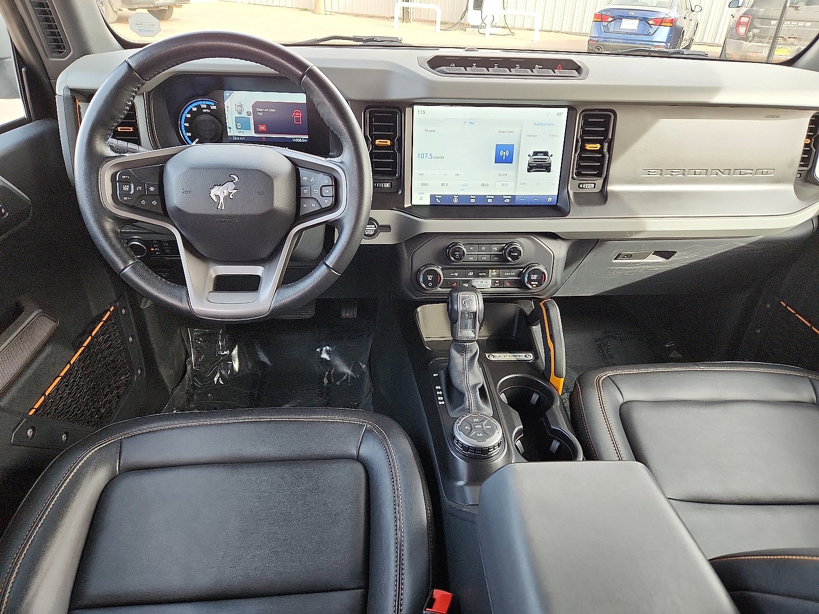 Used 2023 Ford Bronco Badlands w/ Sasquatch Package image 9