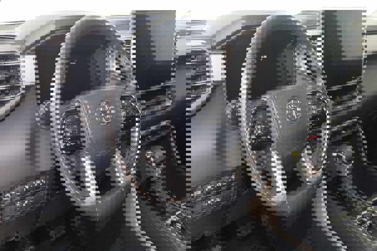 Used 2023 Toyota Tundra Limited image 6