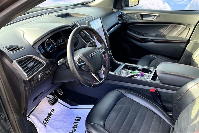 Used 2022 Ford Edge ST-Line w/ Class II Trailer Tow Package image 17