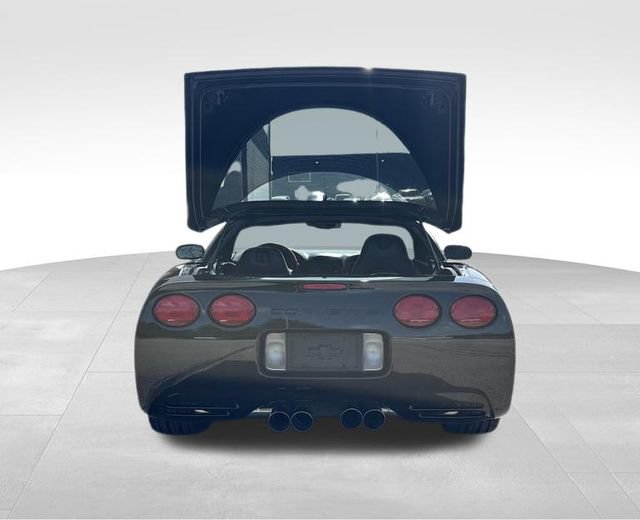 Used 1999 Chevrolet Corvette Coupe w/ Memory Pkg RWD image 27