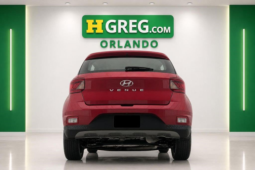 Used 2024 Hyundai Venue Limited FWD image 8