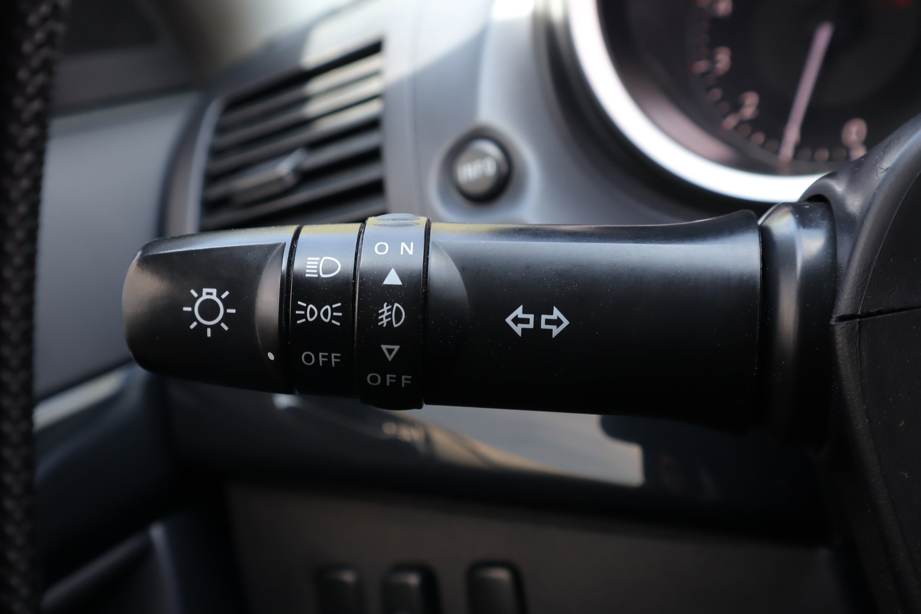 Used 2015 Mitsubishi Lancer Evolution GSR image 20