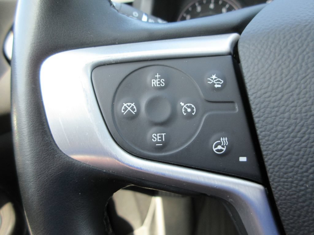 Used 2023 GMC Acadia SLT w/ Preferred Package FWD image 25