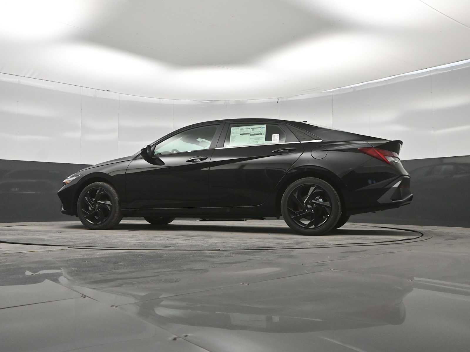 New 2026 Hyundai Elantra SEL Sport FWD image 34