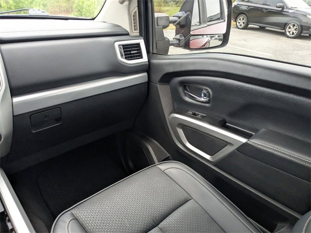 Used 2017 Nissan Titan PRO-4X image 16