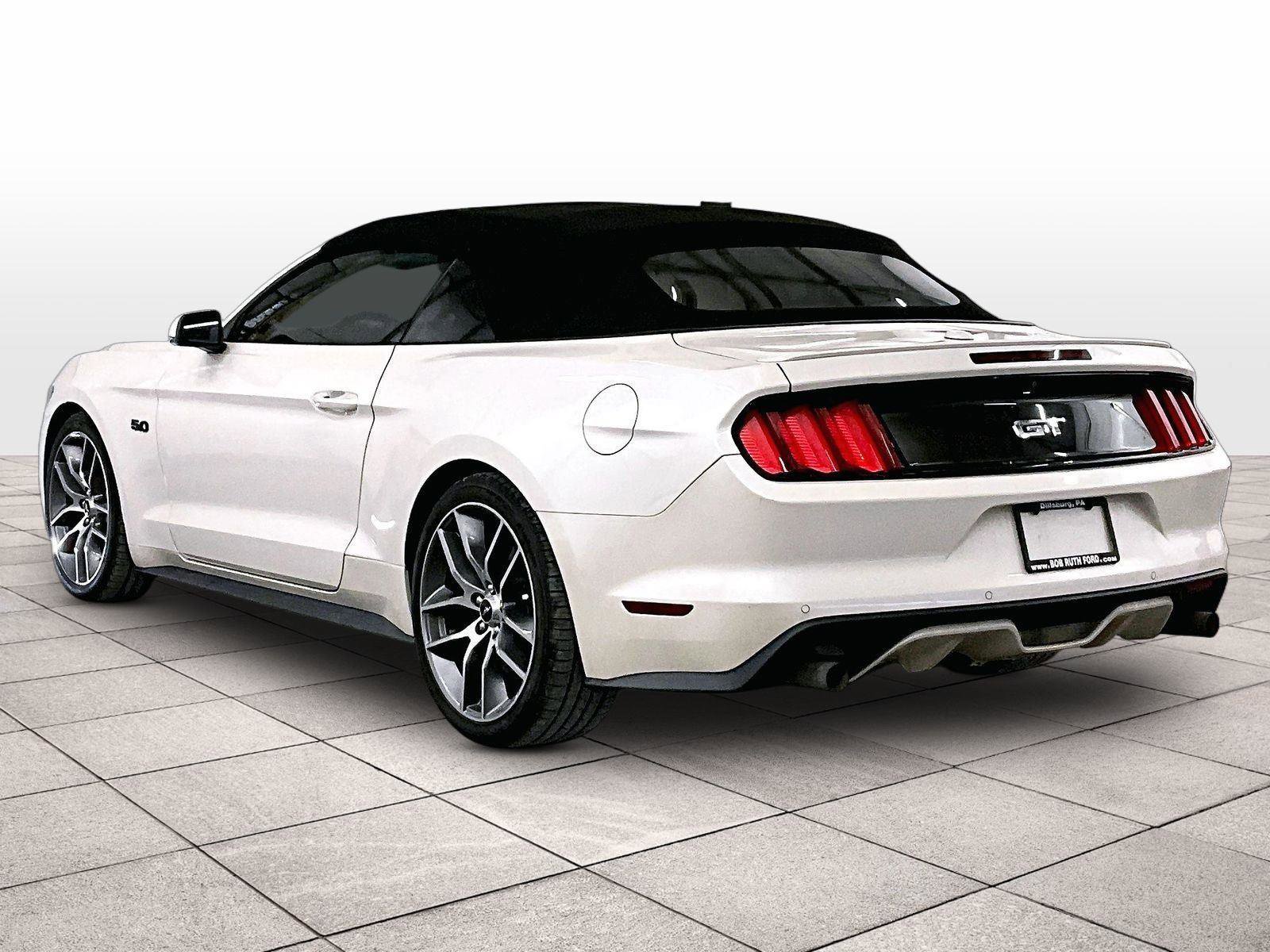 Used 2017 Ford Mustang GT Premium w/ Equipment Group 401A RWD image 10