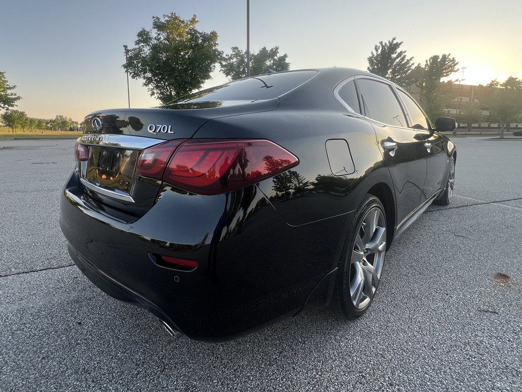 Used 2015 INFINITI Q70 L 3.7 w/ Technology Package AWD/4WD image 5