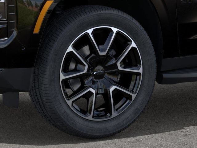 New 2026 Chevrolet Suburban RST w/ Comfort Package AWD/4WD image 11