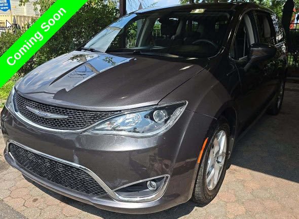 Certified 2017 Chrysler Pacifica Touring Plus w/ Tire & Wheel Group