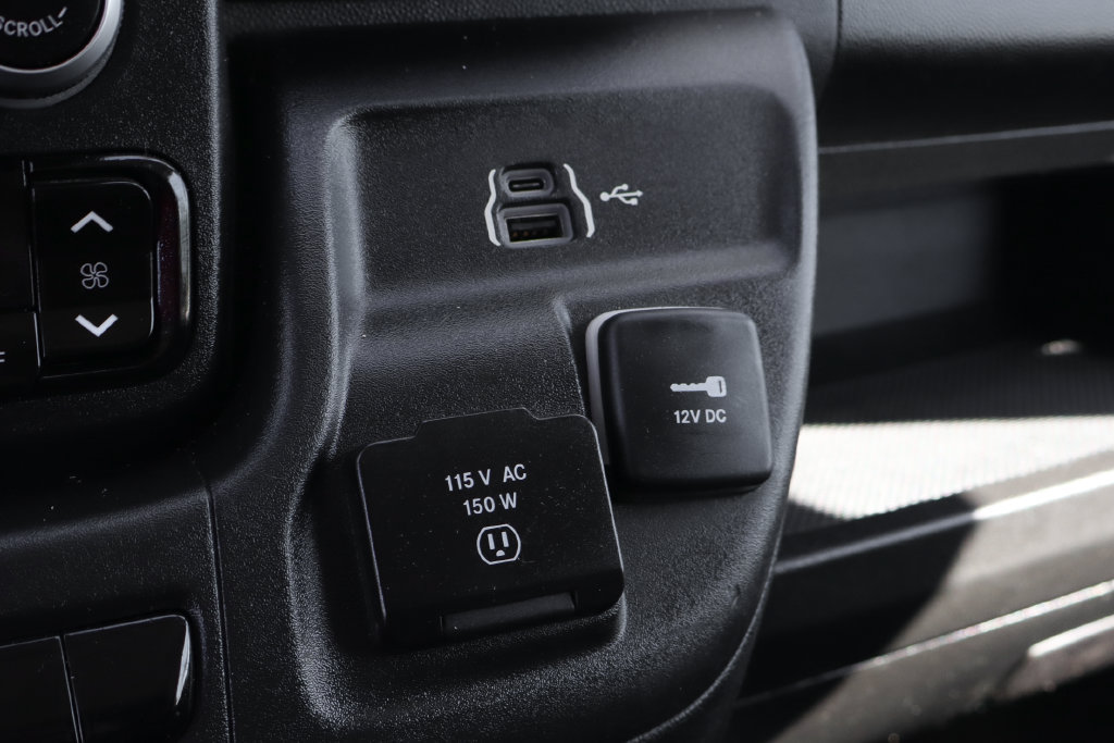 Used 2024 RAM ProMaster 3500 w/ Upfitter's Prep Package FWD image 35