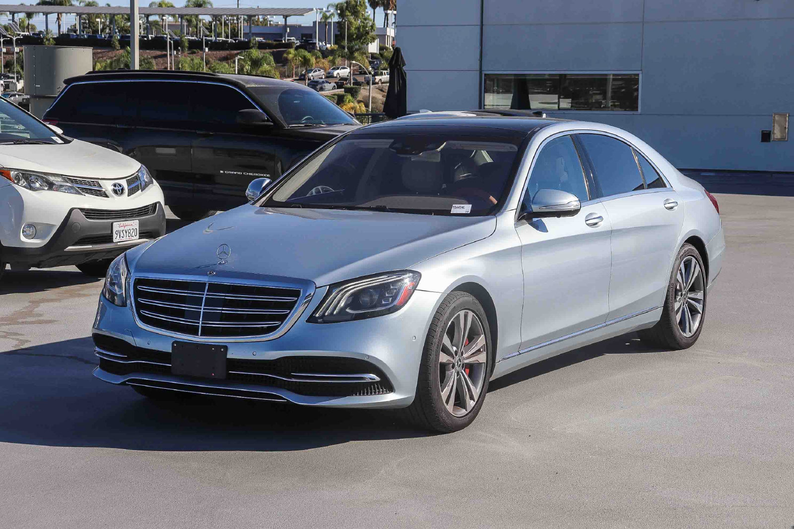 Used 2018 Mercedes-Benz S 450 Sedan image 3