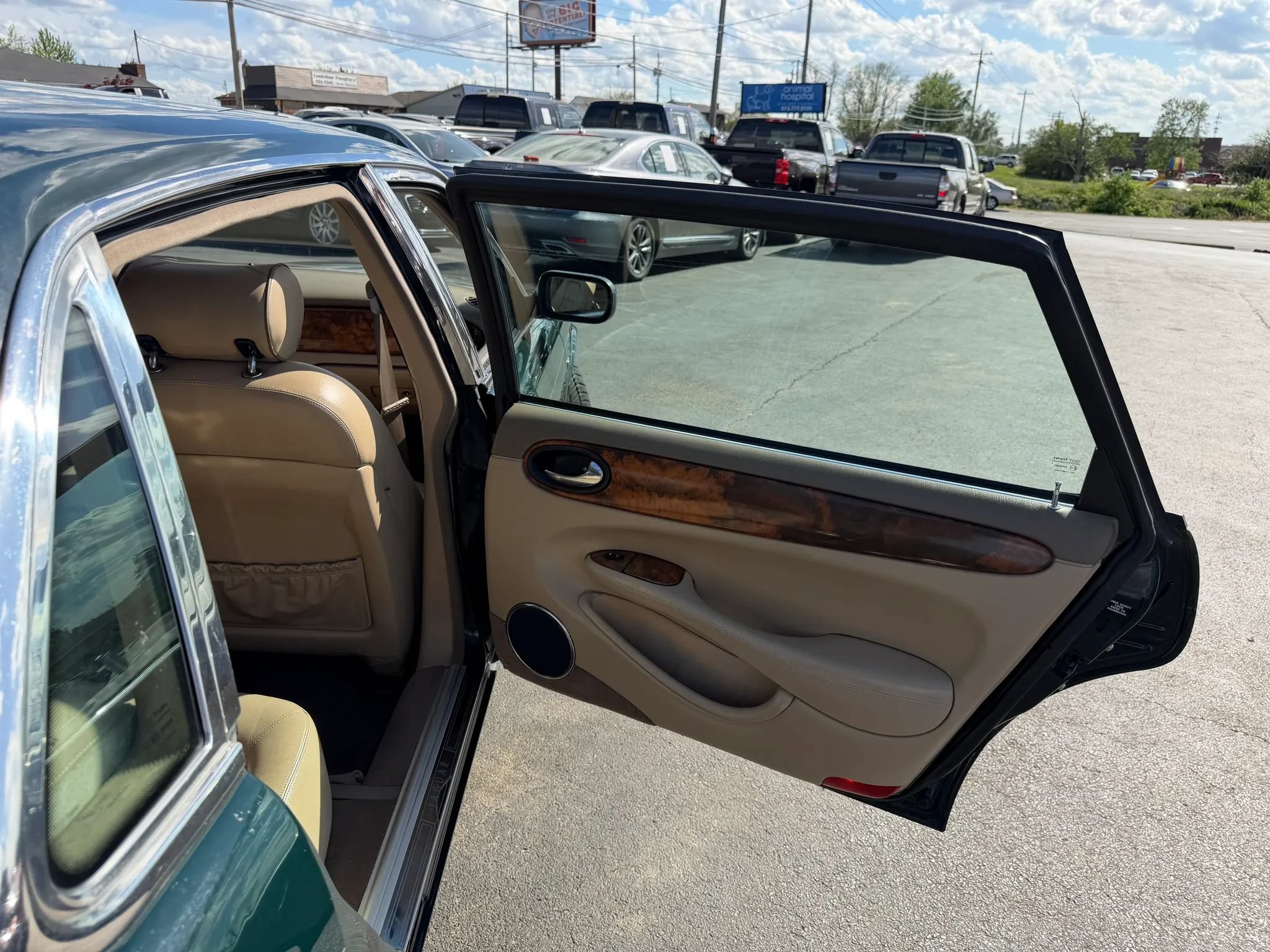 Used 2001 Jaguar XJ8 RWD image 37
