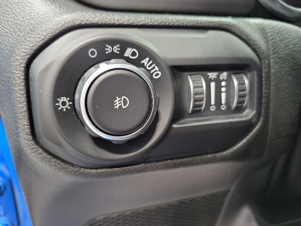 Used 2021 Jeep Wrangler Unlimited Sport image 34