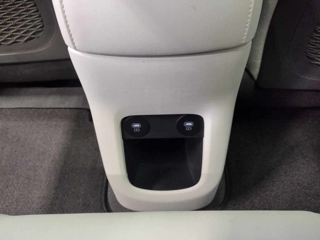 New 2026 Hyundai Ioniq 5 Limited AWD/4WD image 37