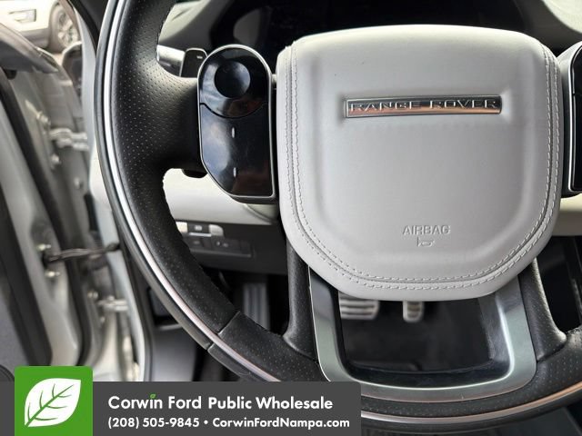 Used 2020 Land Rover Range Rover Evoque First Edition AWD/4WD image 15