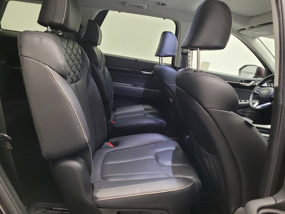 Used 2021 Hyundai Palisade Limited w/ Winter Package FWD image 19