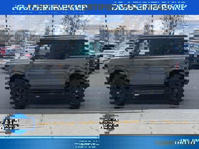 Certified 2025 Ford Bronco Badlands image 4