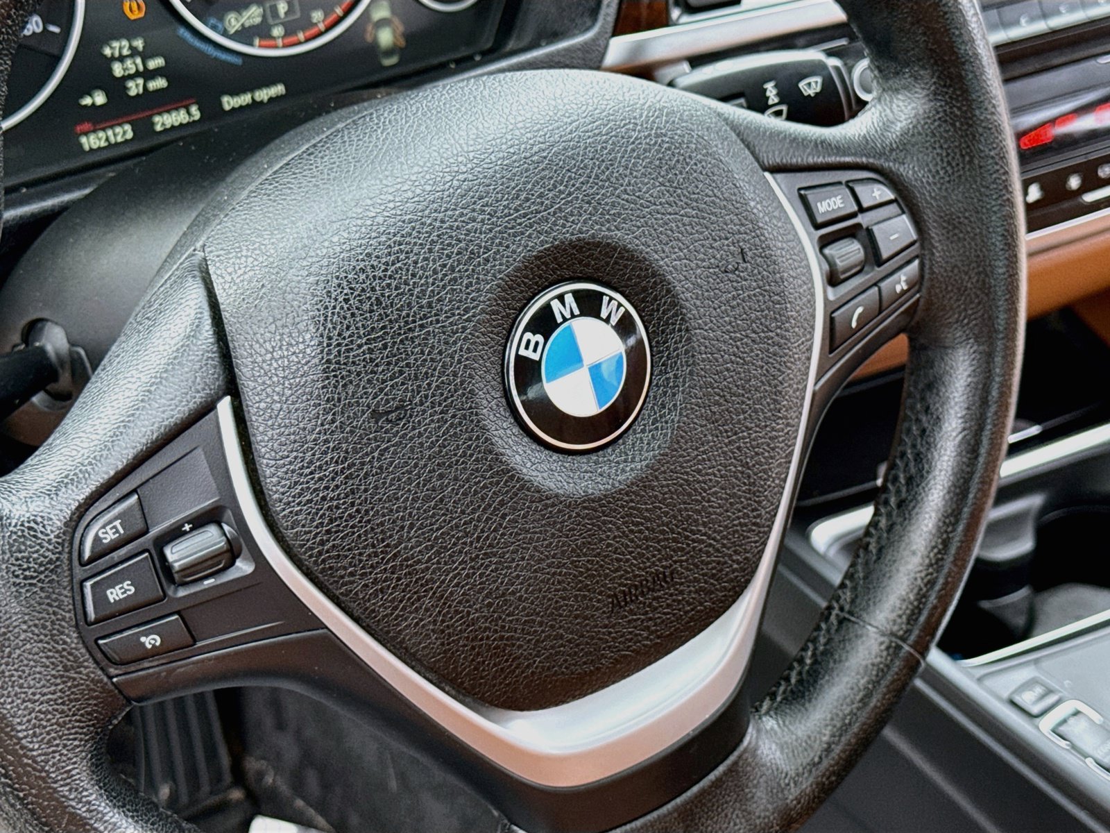 Used 2013 BMW 328i xDrive Sedan AWD/4WD image 12