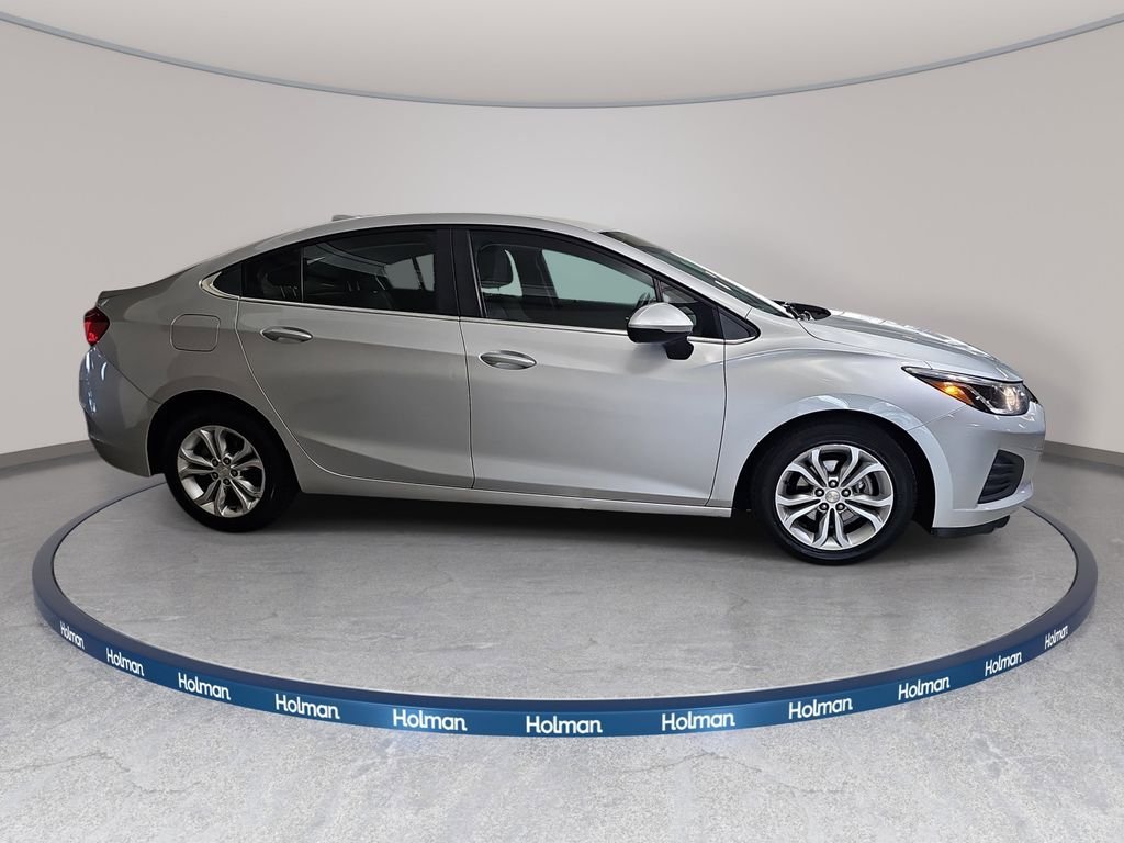 Used 2019 Chevrolet Cruze LT w/ LT Fleet Convenience Package FWD image 5