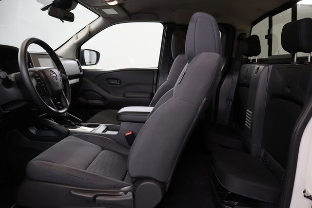 Used 2025 Nissan Frontier S image 27