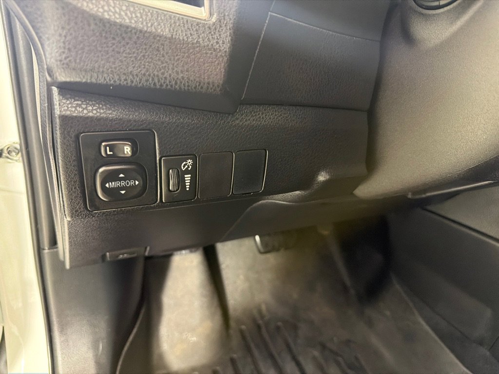 Used 2016 Toyota Corolla S Premium FWD image 16