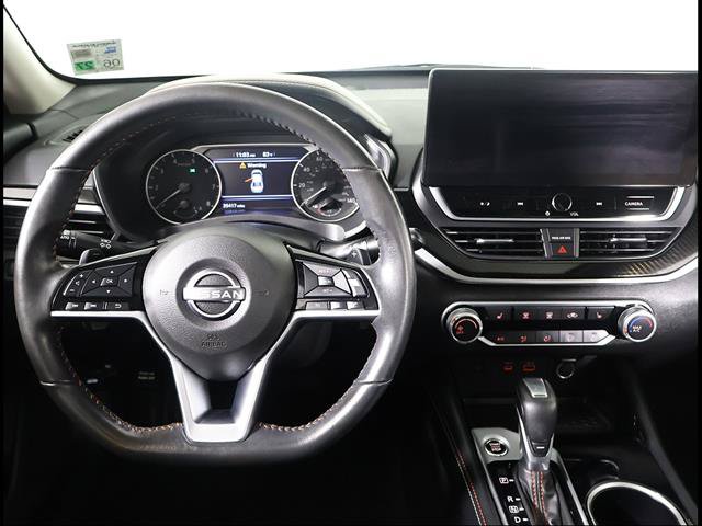 Used 2024 Nissan Altima 2.5 SR w/ SR Premium Package FWD image 8