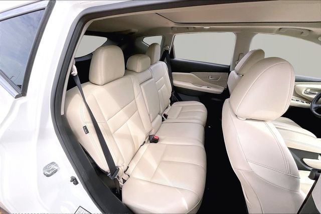Used 2023 Nissan Murano SL w/ SL Moonroof Package FWD image 16