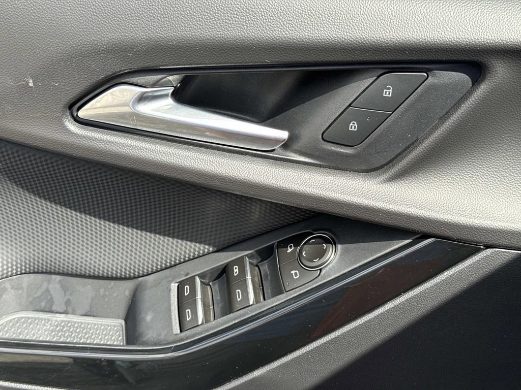 New 2026 Chevrolet Equinox RS w/ Safety and Technology Package image 19