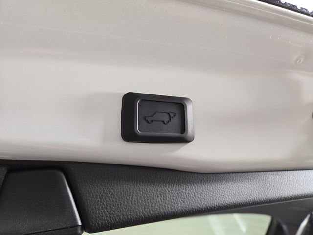New 2025 Toyota RAV4 XSE image 33