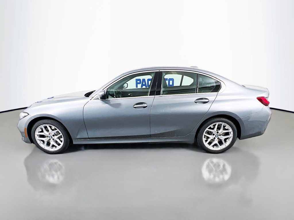 Used 2025 BMW 330i xDrive Sedan AWD/4WD image 5