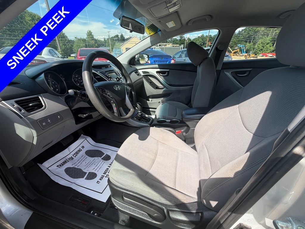 Used 2015 Hyundai Elantra SE w/ Option Group 02 FWD image 24