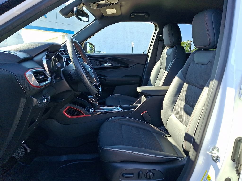 Certified 2023 Chevrolet TrailBlazer RS w/ Convenience Package AWD/4WD image 17