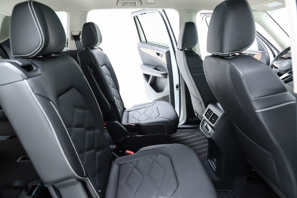 New 2026 Volkswagen Atlas SE image 38