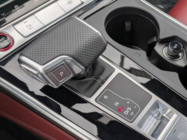 Used 2024 Audi S6 Premium Plus w/ Premium Plus Package image 12