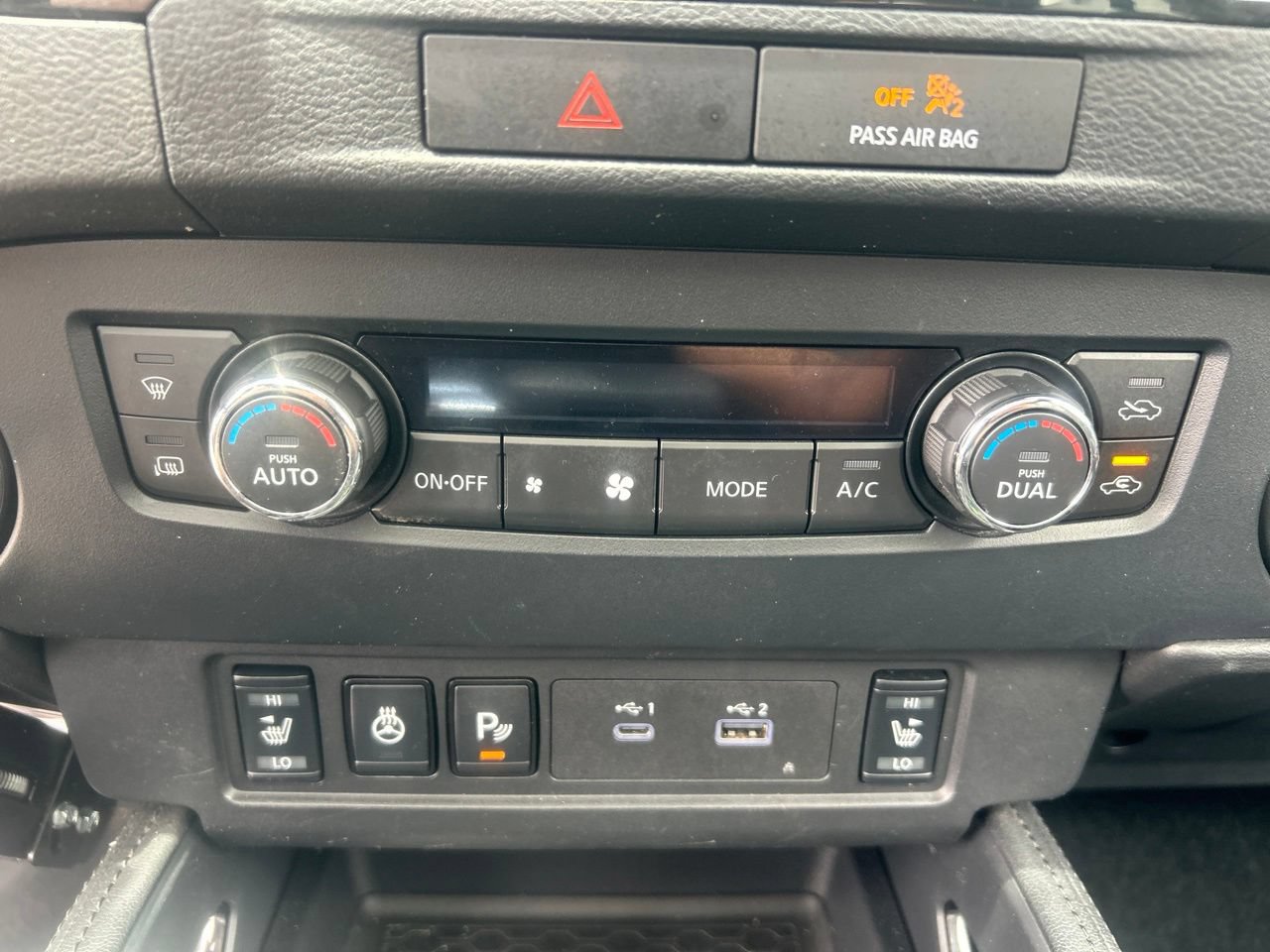 Used 2022 Nissan Frontier PRO-4X AWD/4WD image 25