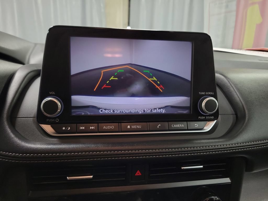 Used 2024 Nissan Rogue SV FWD image 17