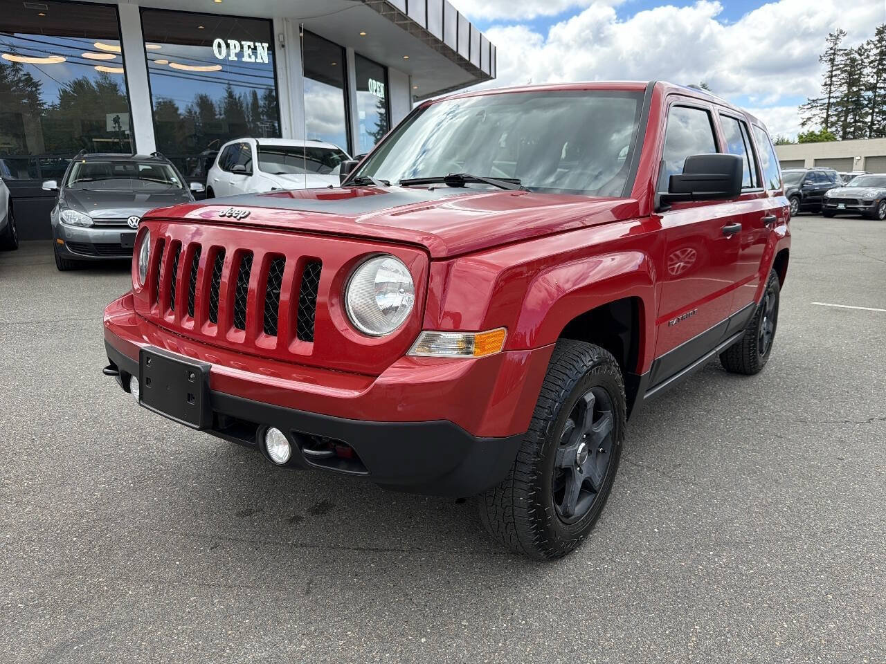 Used 2017 Jeep Patriot Sport AWD/4WD image 1