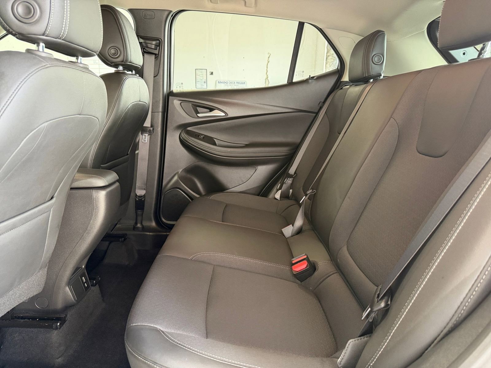 Used 2025 Buick Encore GX Preferred image 23