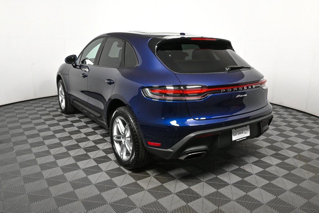 New 2026 Porsche Macan image 3